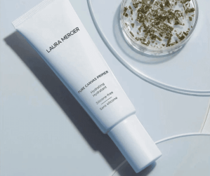 Read more about the article Laura Mercier Pure Canvas Hydrating Primer Review 2025: The Ultimate Primer for Flawless, Hydrated Skin