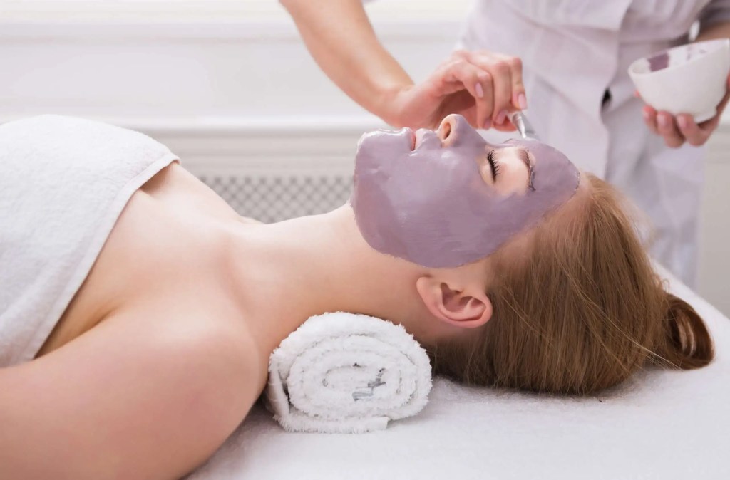 Ceramide barrier repair mask soothing dry, tight mature skin